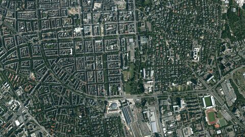 Luftbild Wiesbaden Luftbild der Wiesbadener Innenstadt, am unteren Rand sieht man den Hauptbahnhof