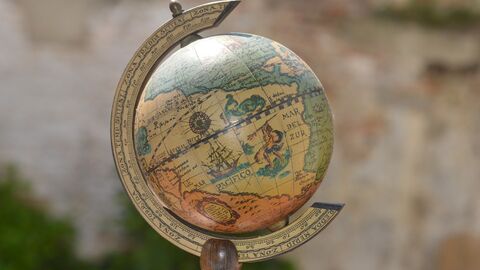 Ansicht eines alten Globus