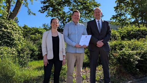 3 Personen im Freien